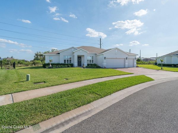 394 Loymer Circle , Merritt Island, FL 32953