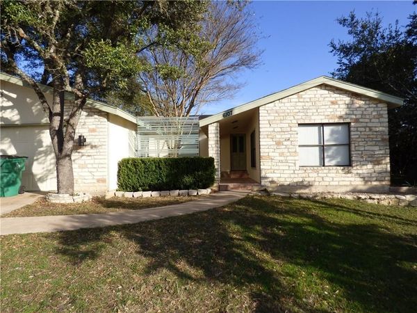 6107 La Mesa ST, Lago Vista, TX 78645
