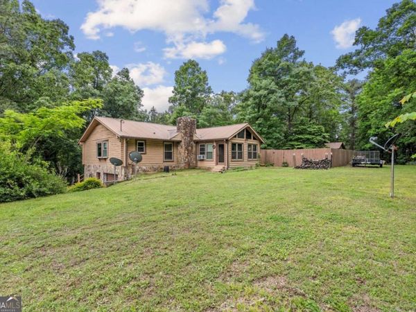 1060 Russell Hill Road NW, Sugar Valley, GA 30746