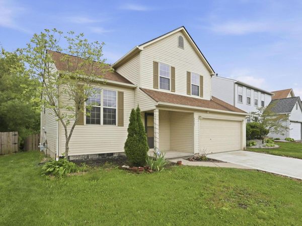 8207 Arbor Rose Way, Blacklick, OH 43004