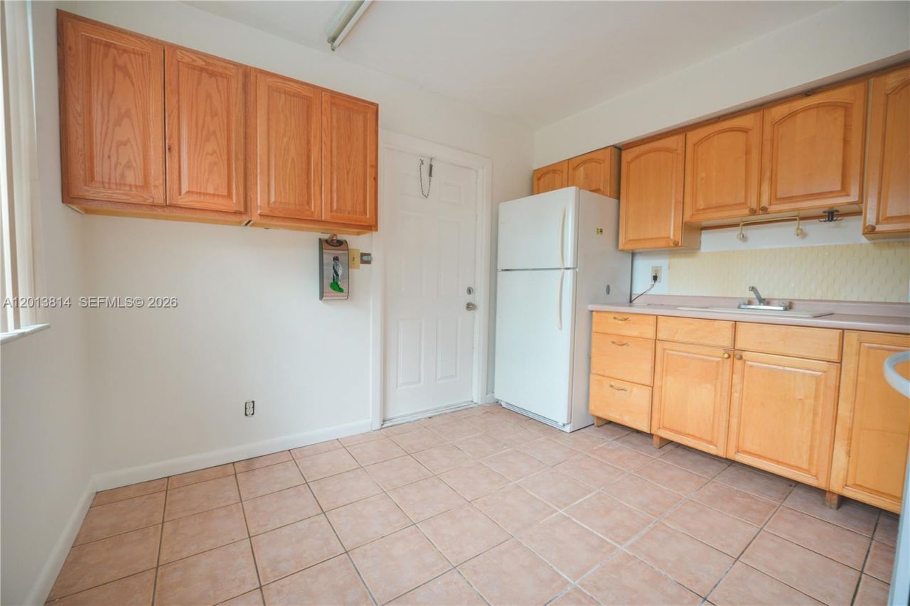 5825 Buchanan St , Unit 1, Hollywood, FL 33021 Photo