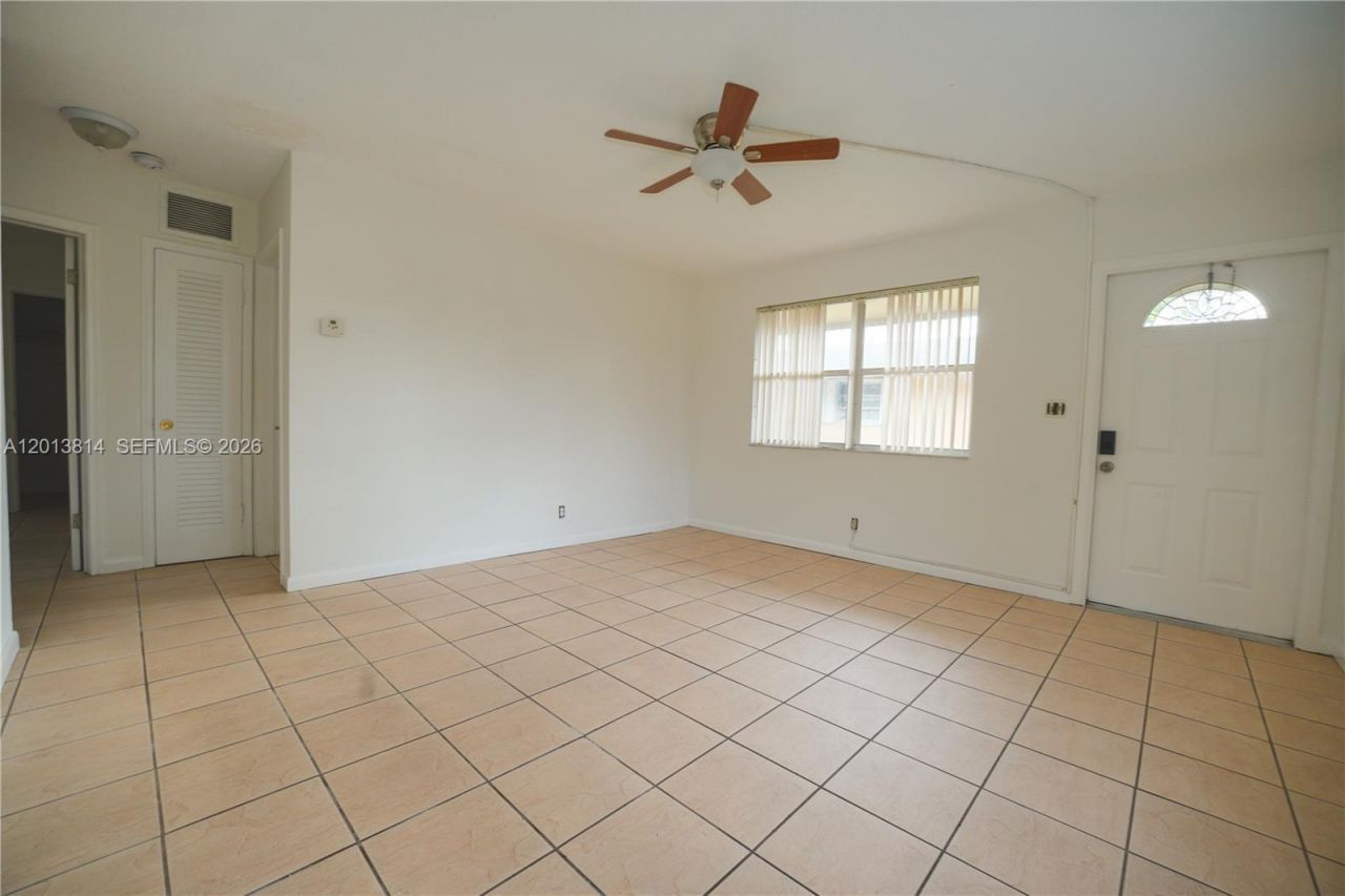 5825 Buchanan St , Unit 1, Hollywood, FL 33021 Photo