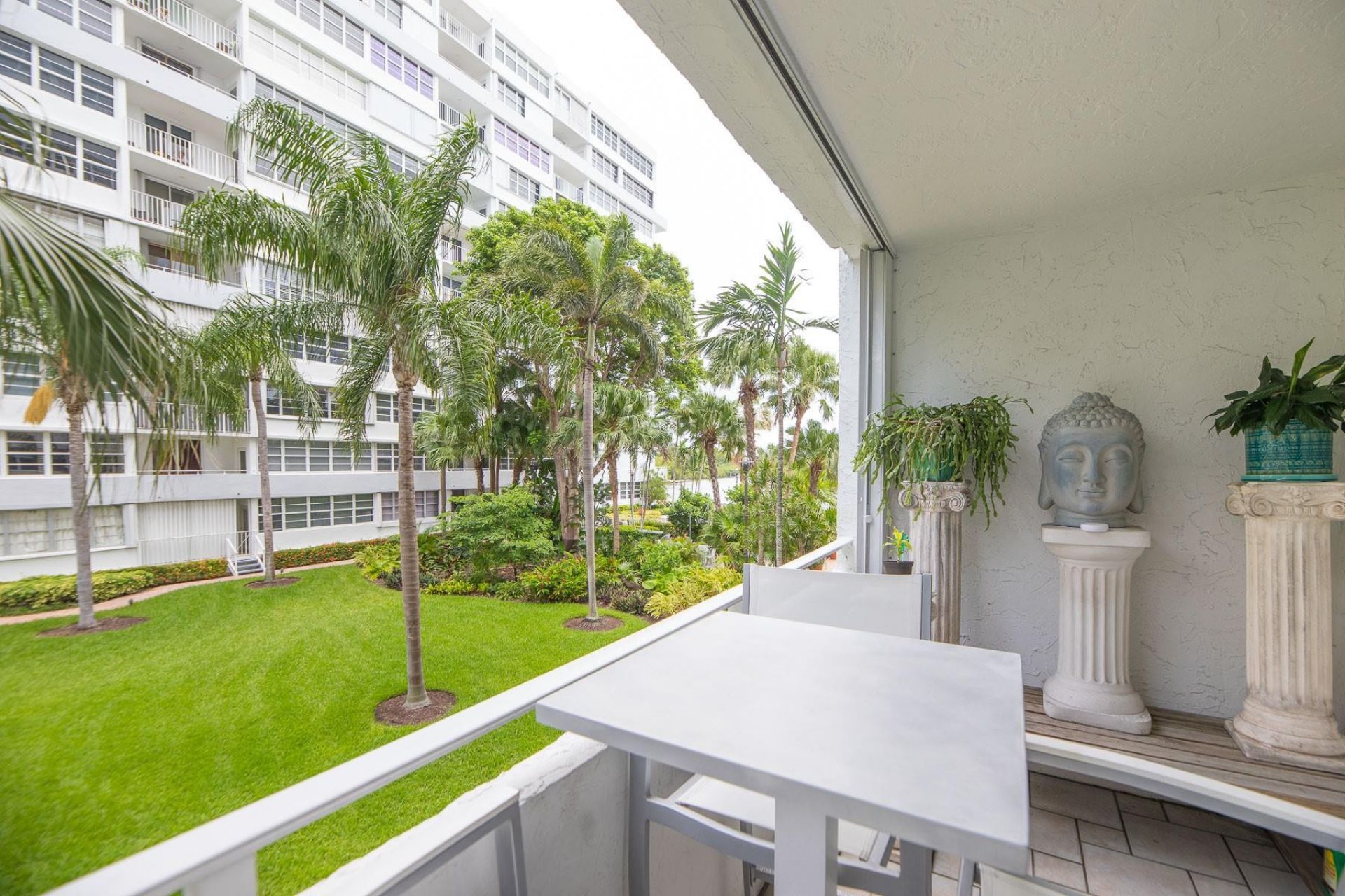 1160 N Federal Highway, Unit 215, Fort Lauderdale, FL 33304 Photo