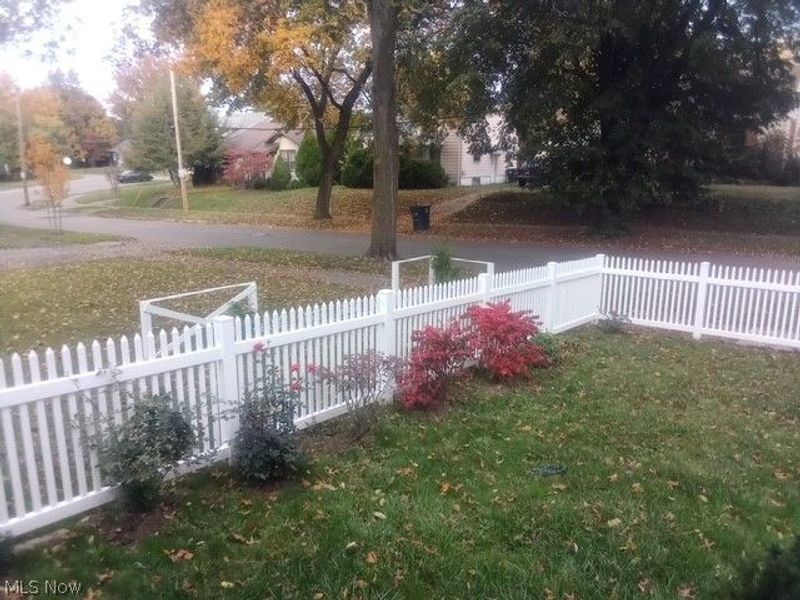 238 The Brooklands, Akron, OH 44305 Photo 32