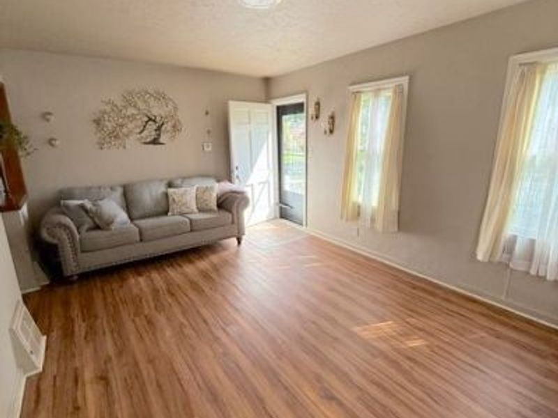 238 The Brooklands, Akron, OH 44305 Photo 6