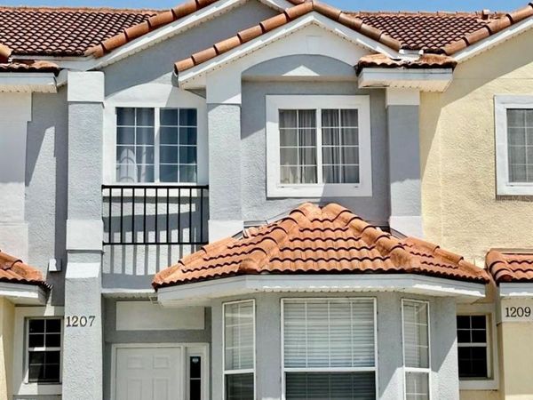 1207 S BEACH CIRCLE , KISSIMMEE, FL 34746