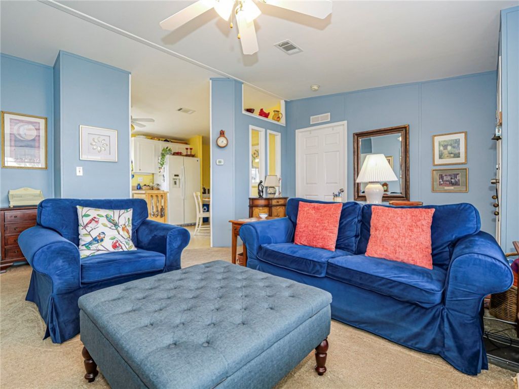 818 Thrush Circle, Sebastian, FL 32976 Photo