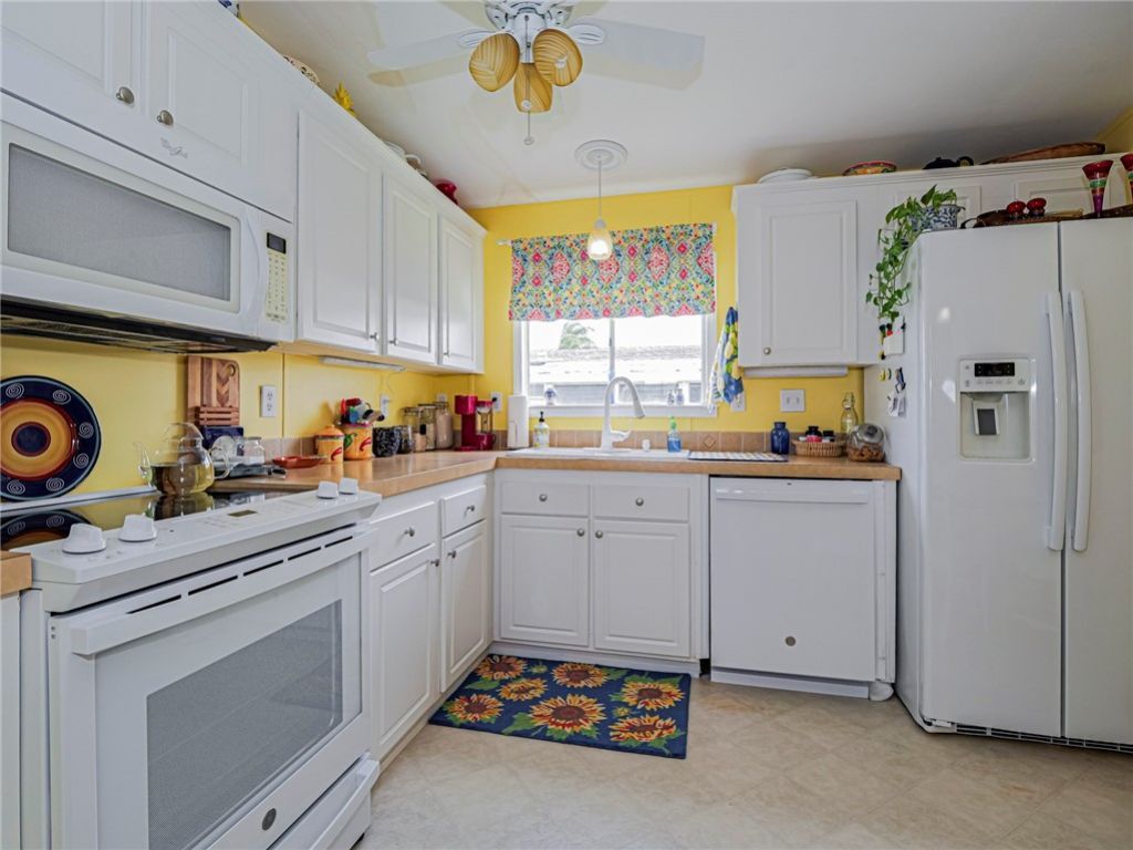 818 Thrush Circle, Sebastian, FL 32976 Photo
