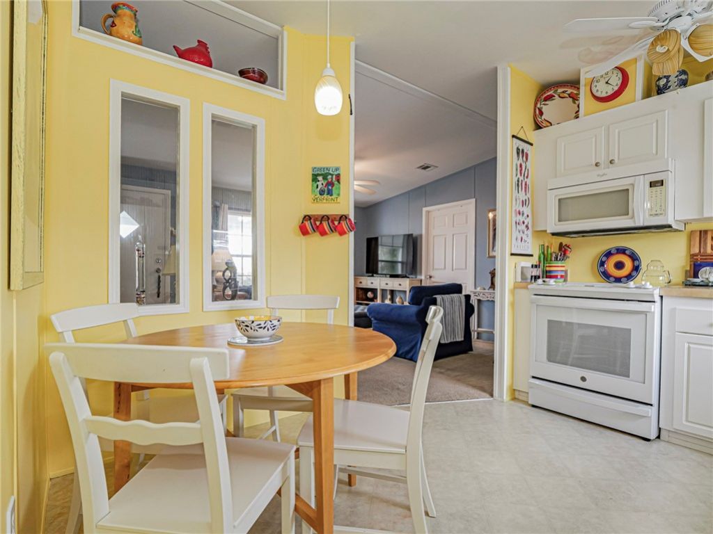 818 Thrush Circle, Sebastian, FL 32976 Photo