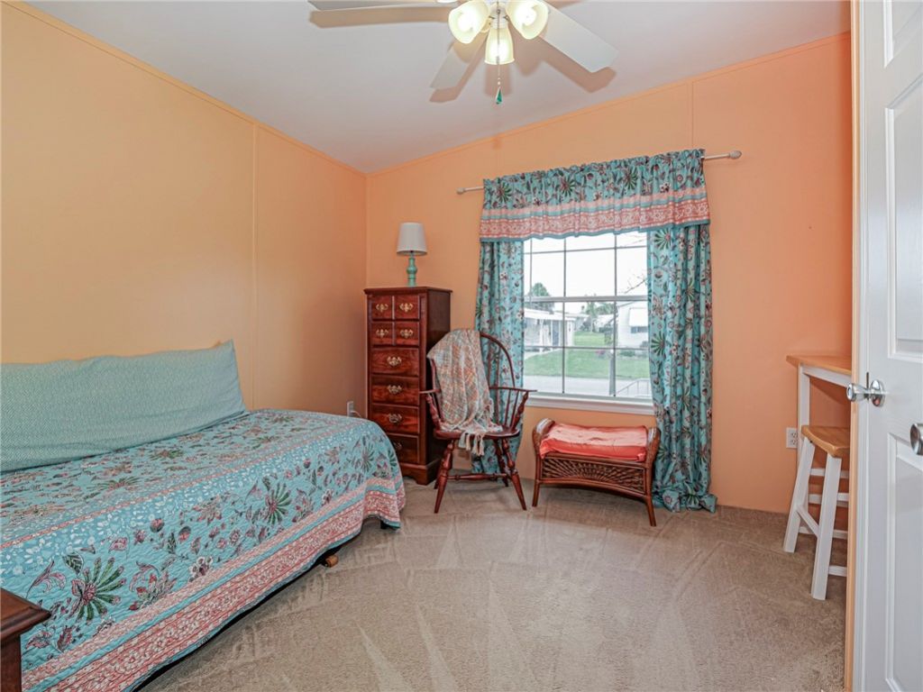 818 Thrush Circle, Sebastian, FL 32976 Photo