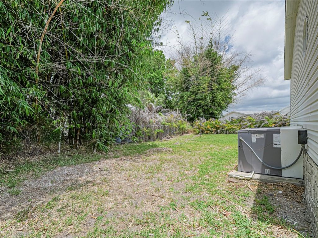 818 Thrush Circle, Sebastian, FL 32976 Photo