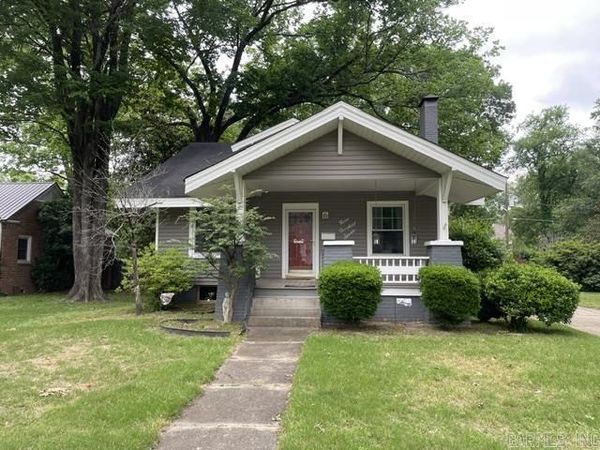 907 S Grand Street, Stuttgart, AR 72160