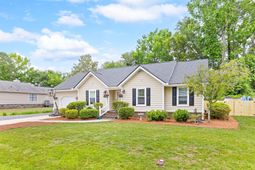 1535 Kentwood Circle photo 4