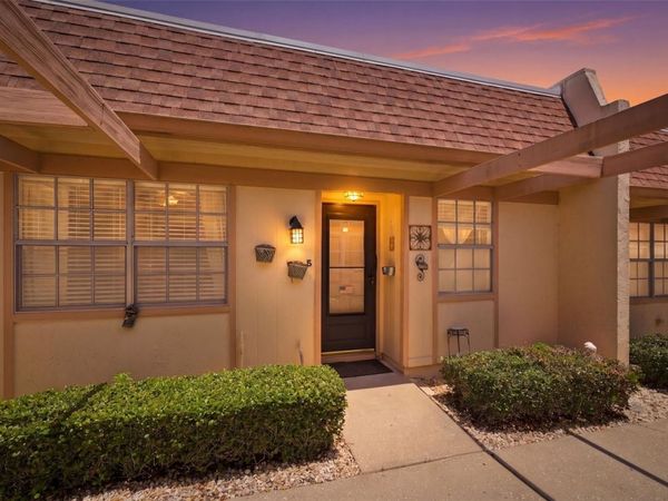 11210 CARRIAGE HILL DRIVE , Unit 5, PORT RICHEY, FL 34668