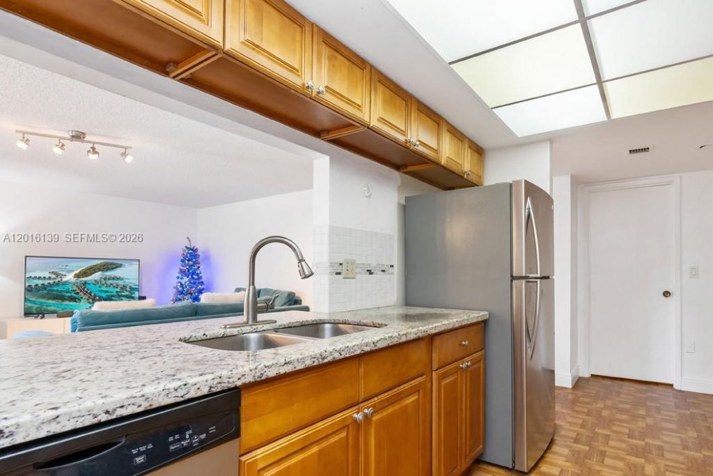 825 Egret Cir, Unit 110, Delray Beach, FL 33444 Photo
