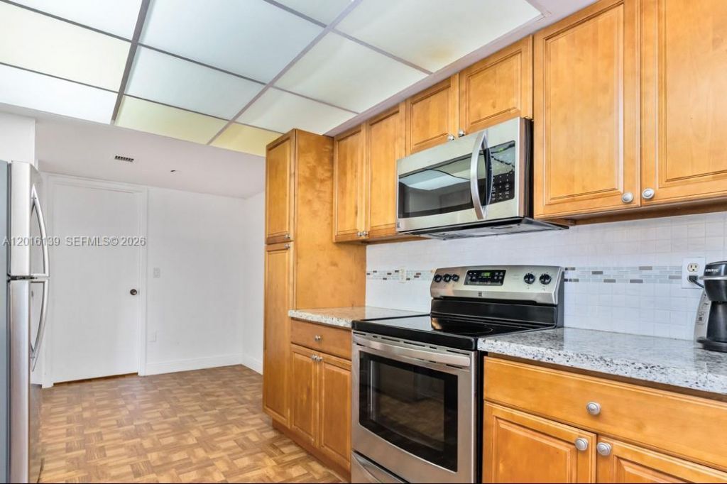 825 Egret Cir, Unit 110, Delray Beach, FL 33444 Photo