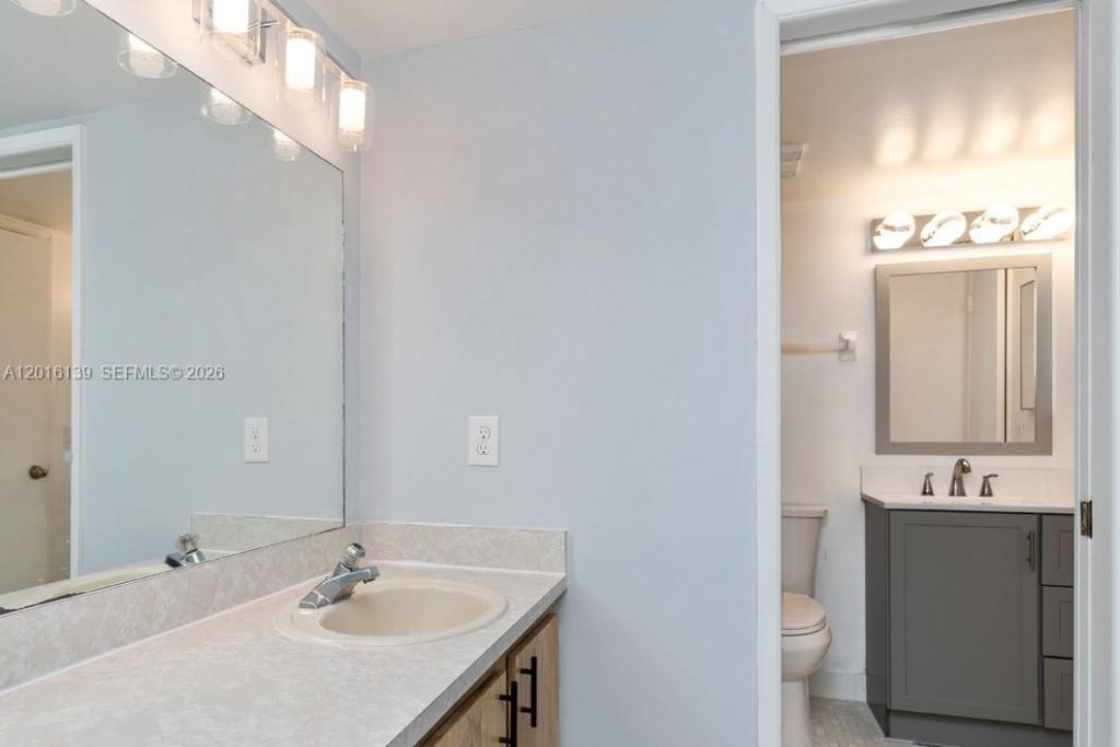 825 Egret Cir, Unit 110, Delray Beach, FL 33444 Photo
