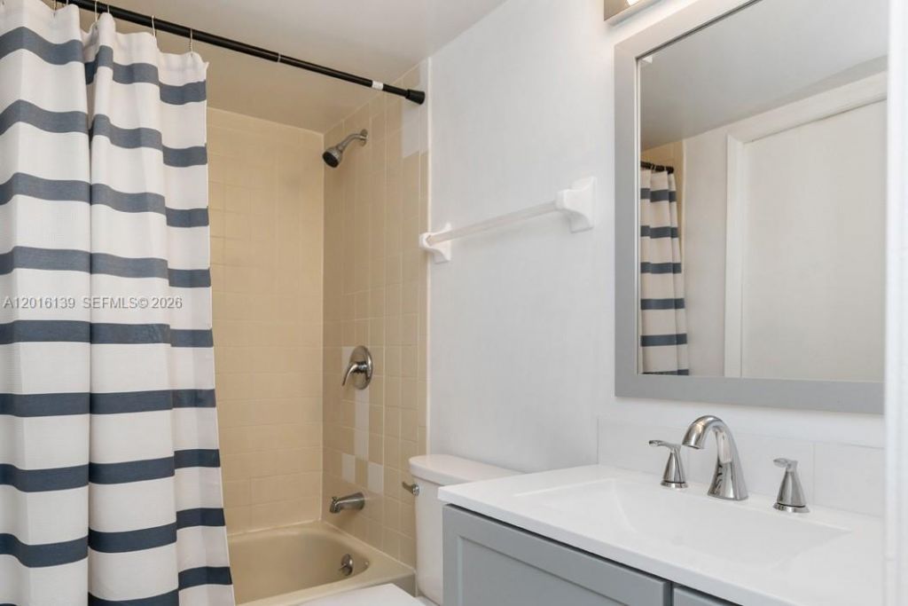 825 Egret Cir, Unit 110, Delray Beach, FL 33444 Photo