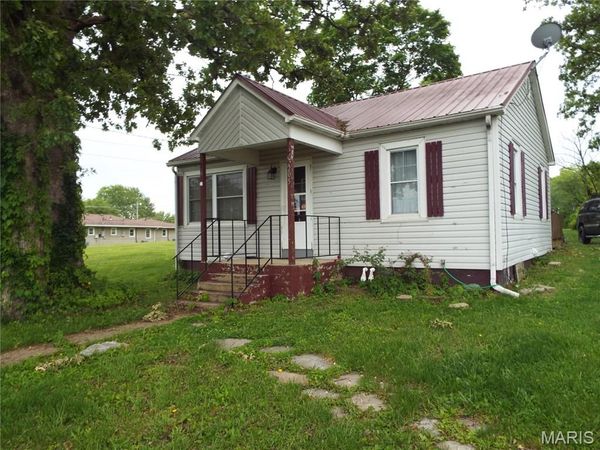 205 W Chestnut Street, Dixon, MO 65459