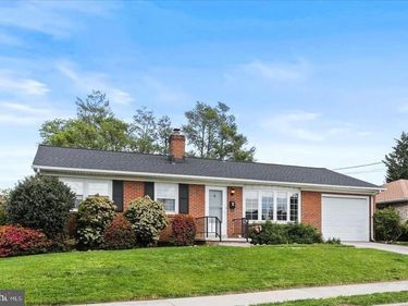 4 TRUDY COURT, HANOVER, PA 17331