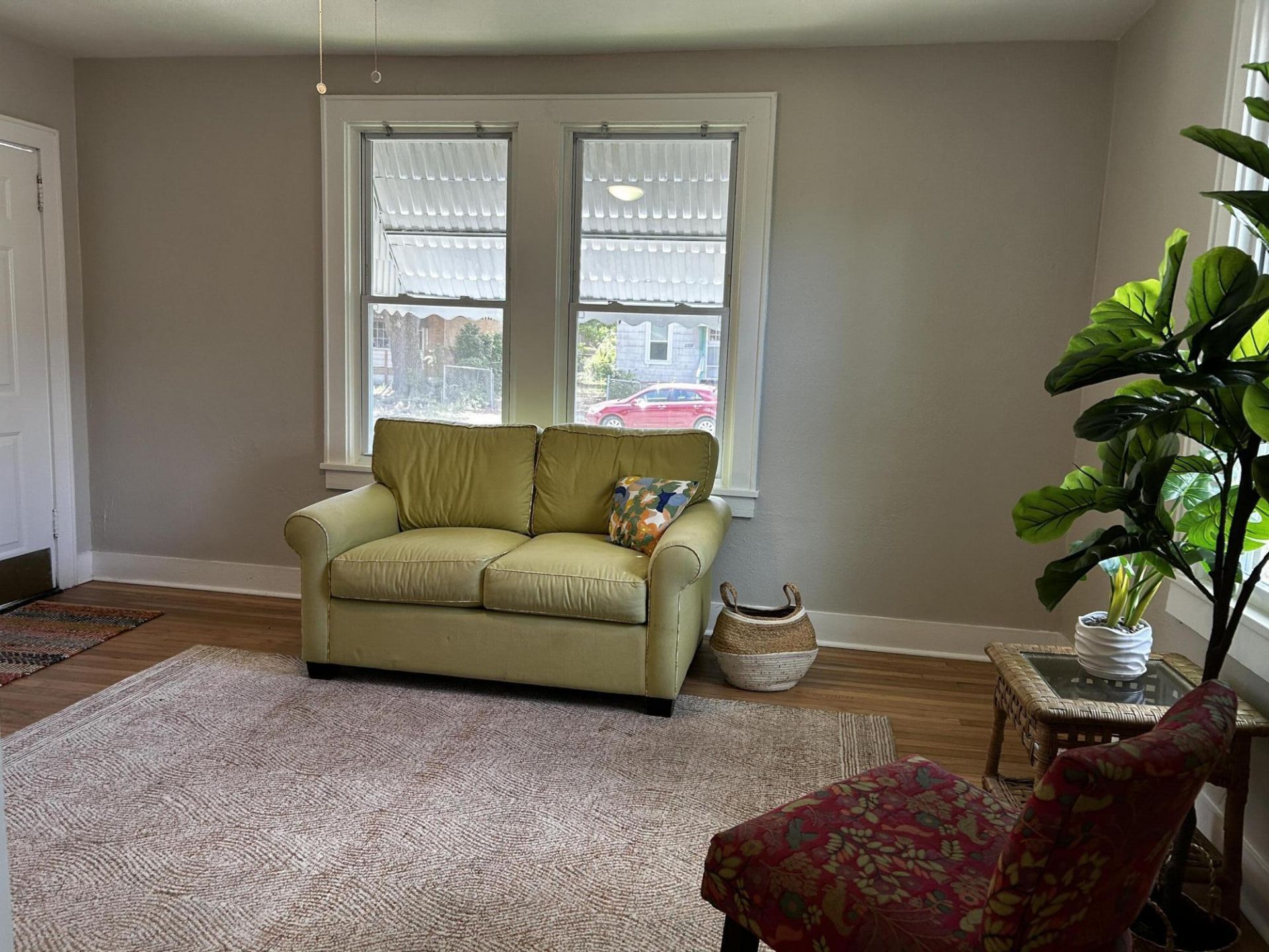 2319 Kent Avenue Photo 6