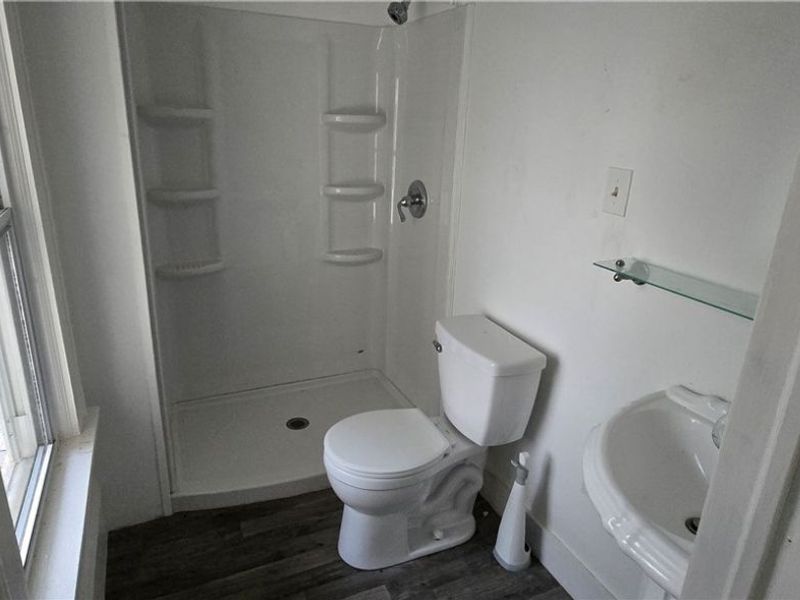 1024 N Howard Street, Akron, OH 44310 Photo 6