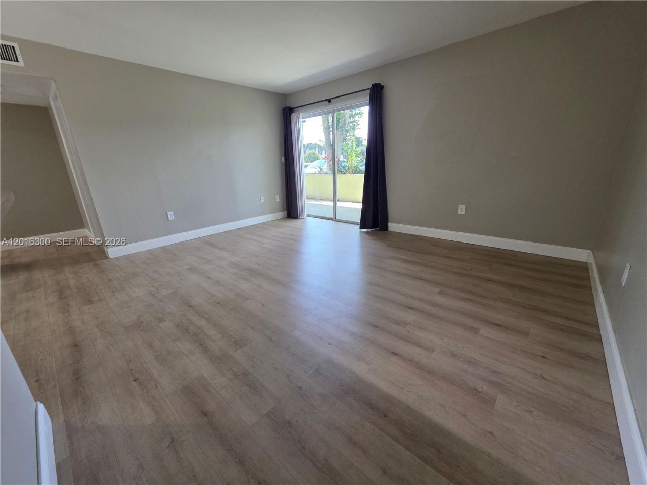10765 SW 108th Ave, Unit 104, Miami, FL 33176 Photo