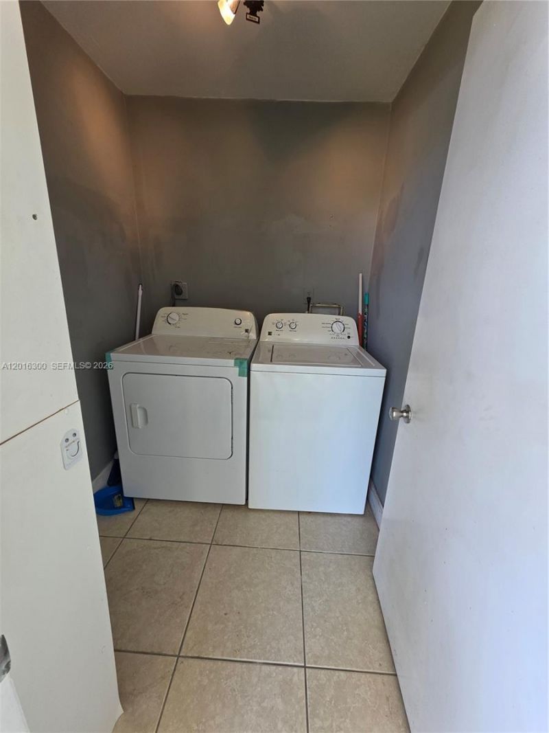 10765 SW 108th Ave, Unit 104, Miami, FL 33176 Photo