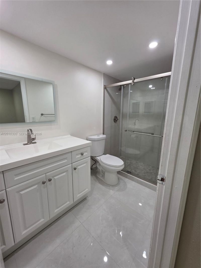 10765 SW 108th Ave, Unit 104, Miami, FL 33176 Photo