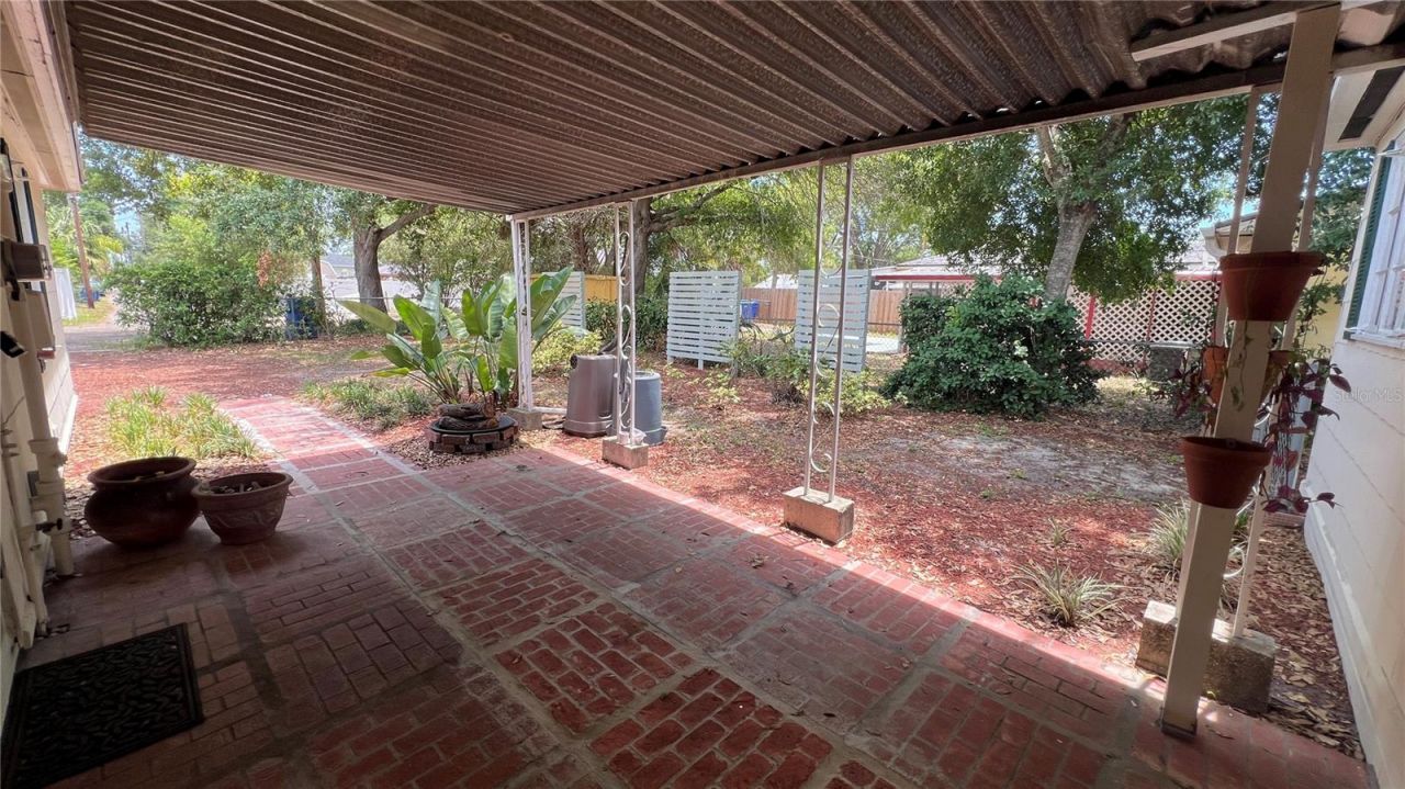 5219 Dr Martin Luther King Jr Street N, Saint Petersburg, FL 33703 Photo