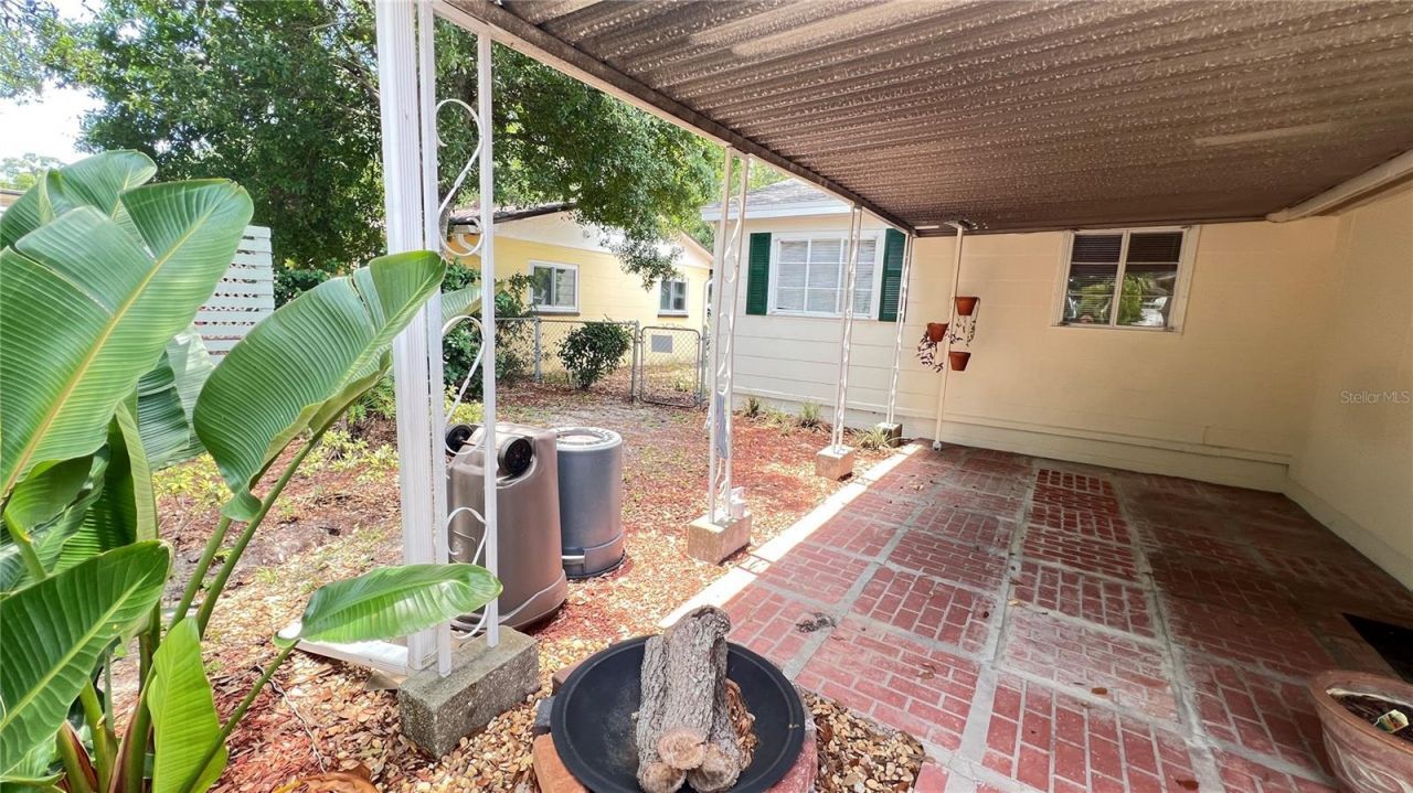 5219 Dr Martin Luther King Jr Street N, Saint Petersburg, FL 33703 Photo