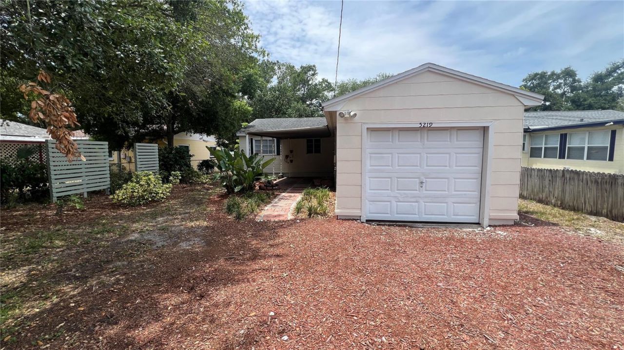 5219 Dr Martin Luther King Jr Street N, Saint Petersburg, FL 33703 Photo