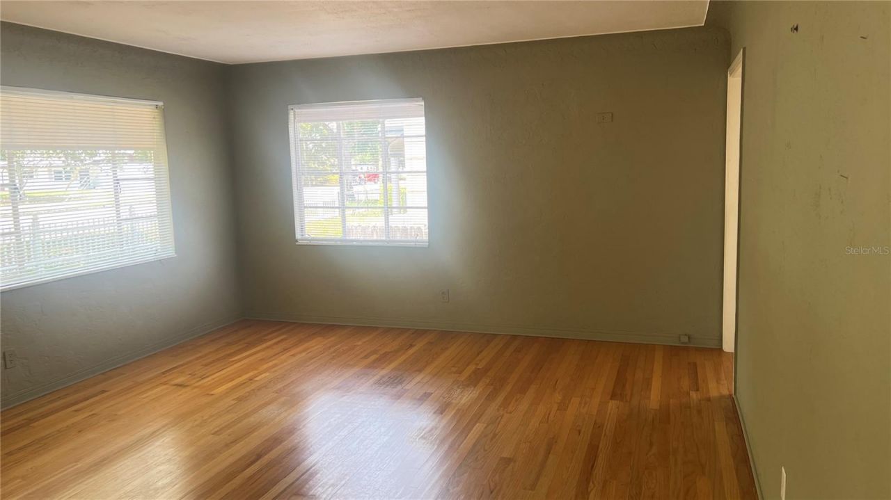 5219 Dr Martin Luther King Jr Street N, Saint Petersburg, FL 33703 Photo