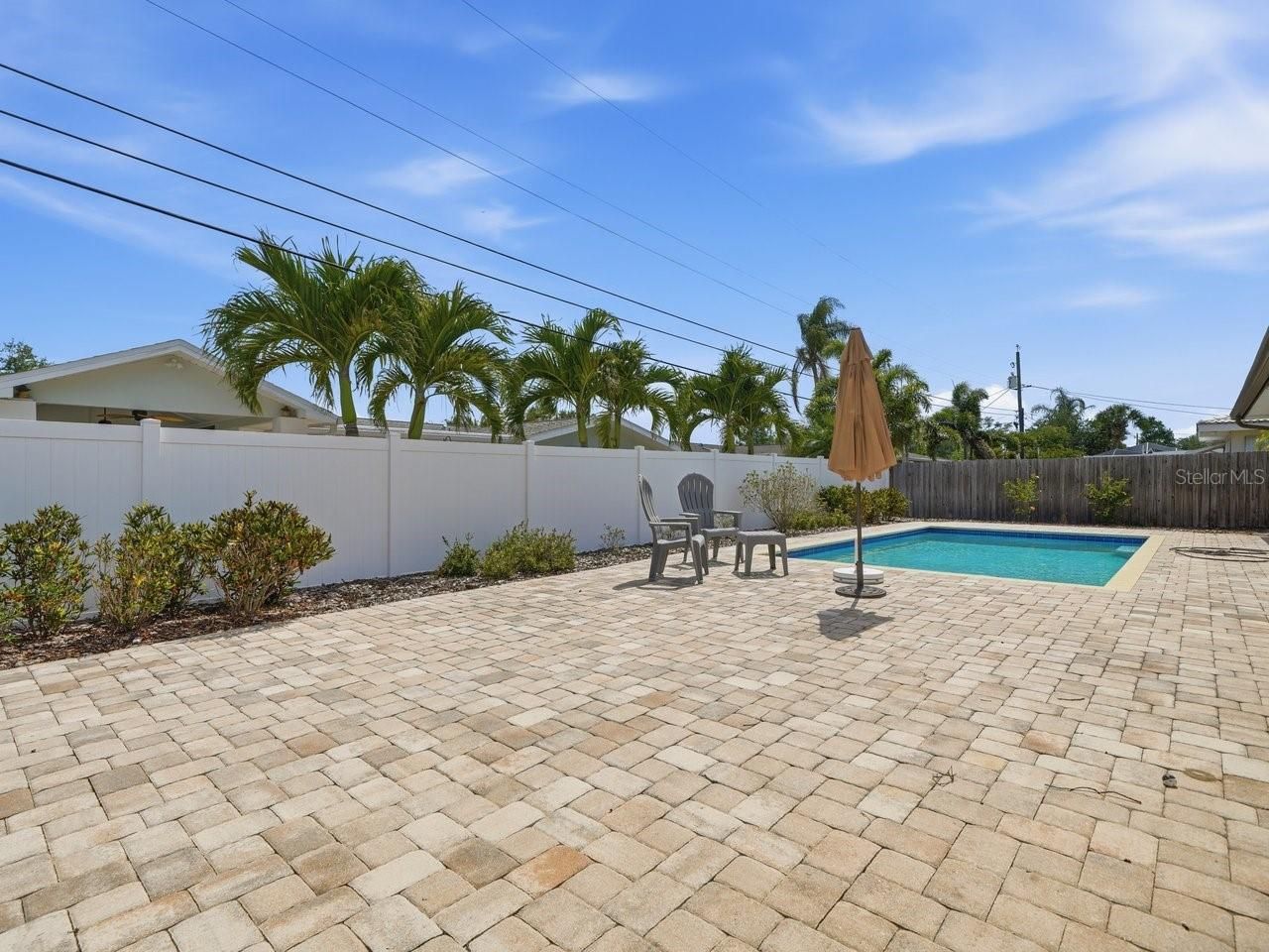 3650 Shady Bluffs Drive, Largo, FL 33770 Photo