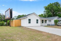 2664 Harvey Avenue photo 4