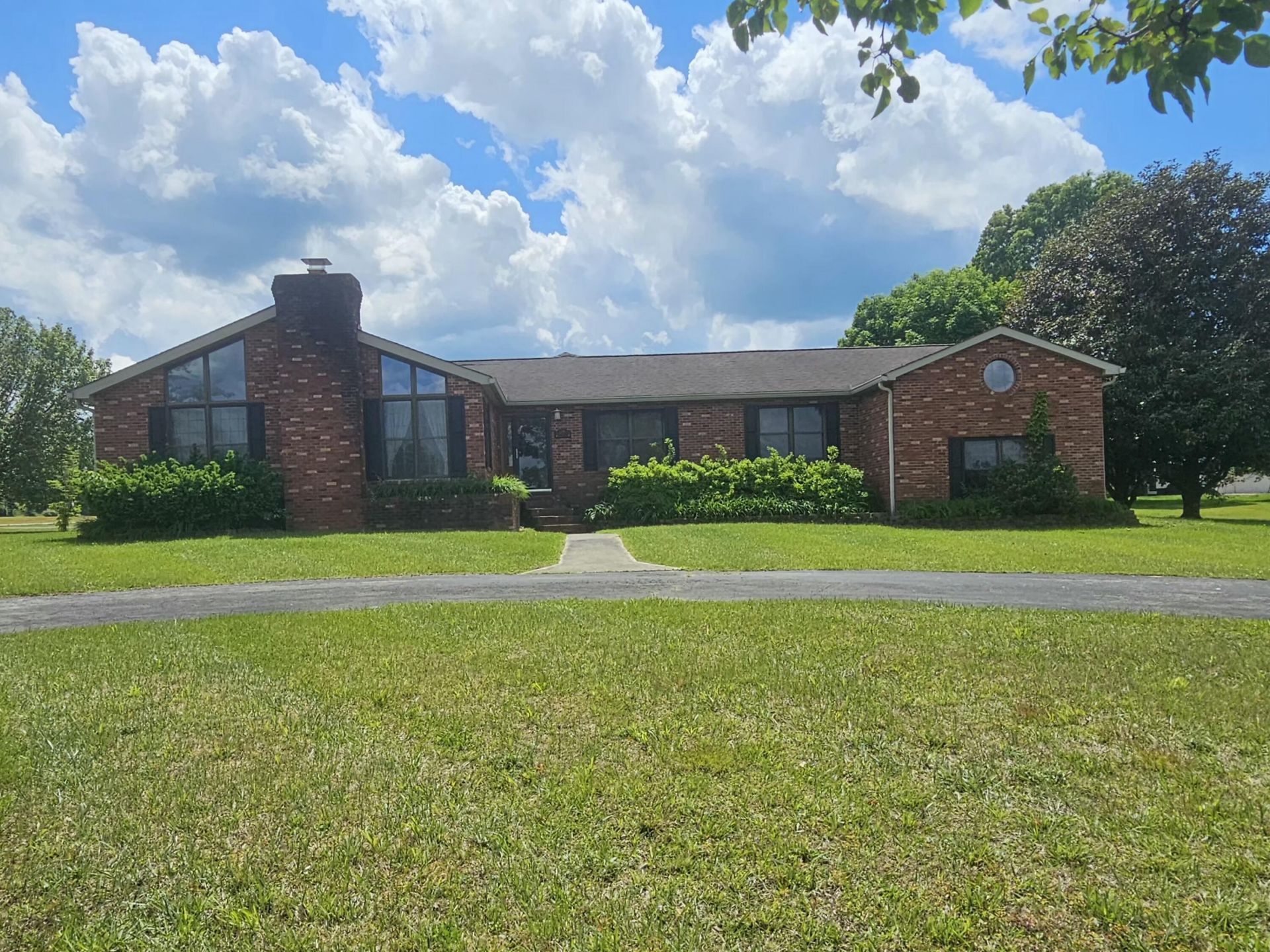 225 Potter Lane, Morehead, KY 40351