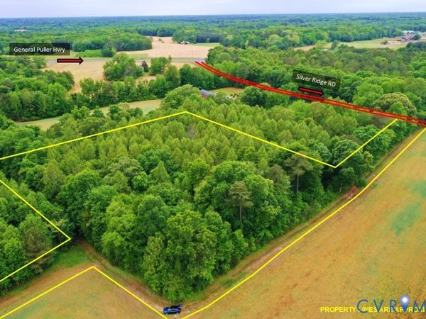 2 Silver Ridge, Topping, VA 23169