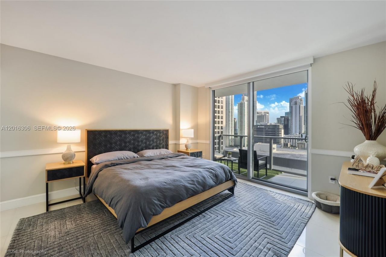 31 SE 6th St , Unit 2207, Miami, FL 33131 Photo