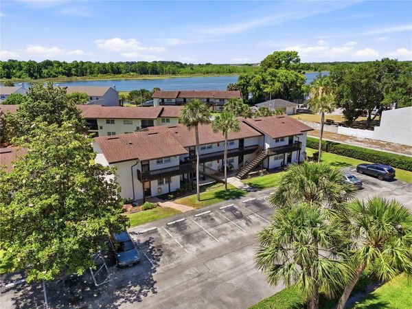 900 AVENUE Z SE, Unit A1, WINTER HAVEN, FL 33880