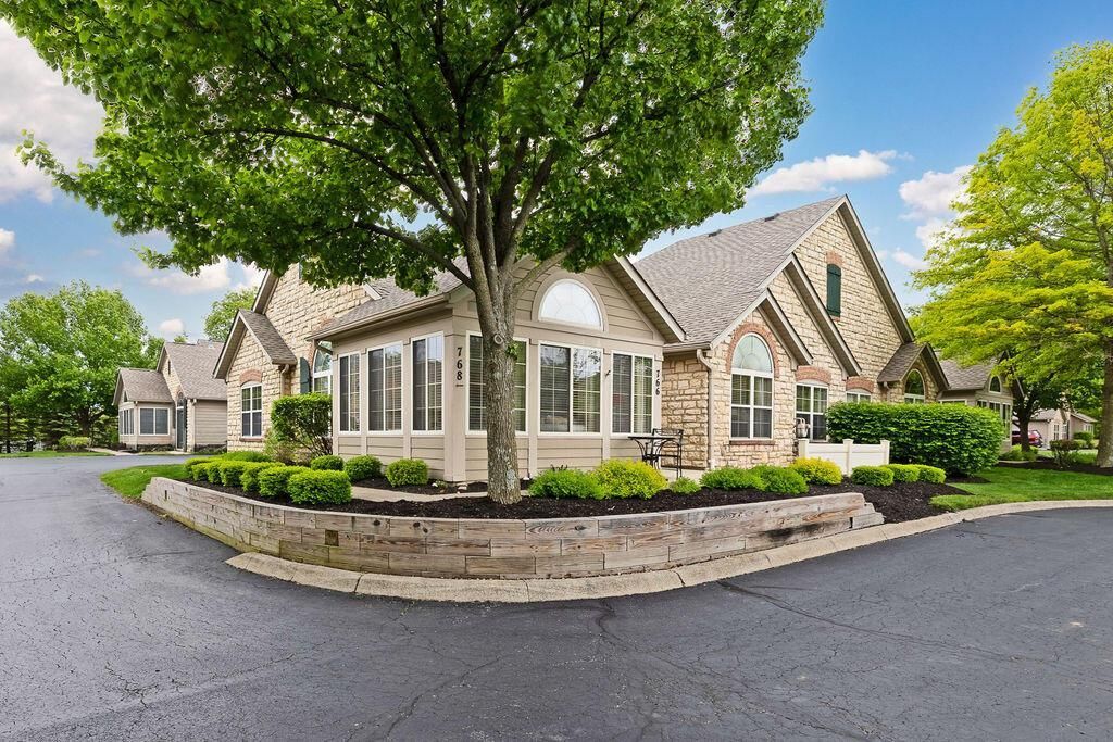 766 Kingsmead Road, Westerville, OH 43082 Main Photo