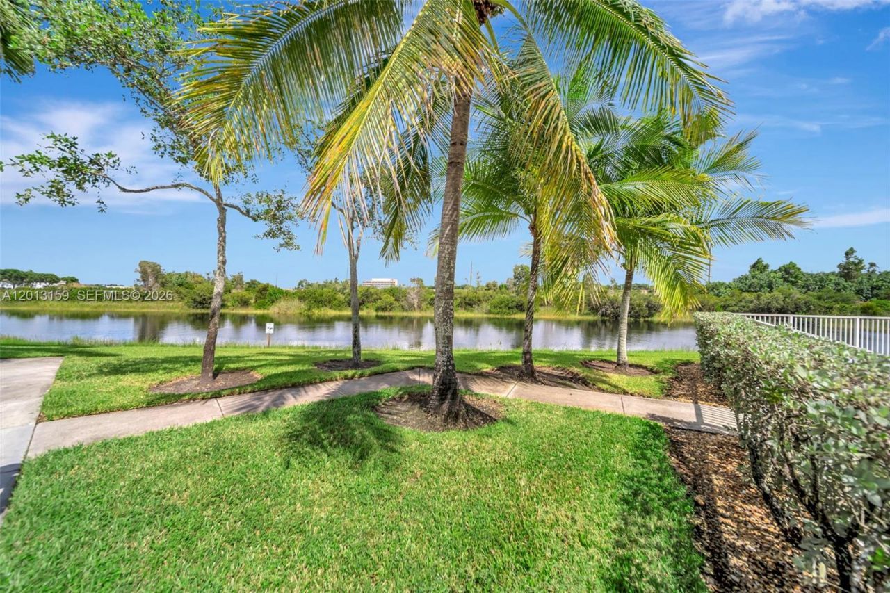 4361 SW 160th Ave , Unit 208, Miramar, FL 33027 Photo