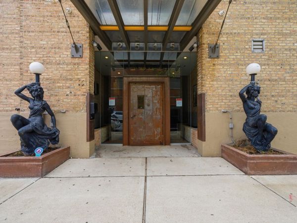 2545 S DEARBORN Street, Unit 507, Chicago, IL 60616