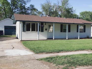 1314 Lindwood Drive, Carter Lake, IA 51510