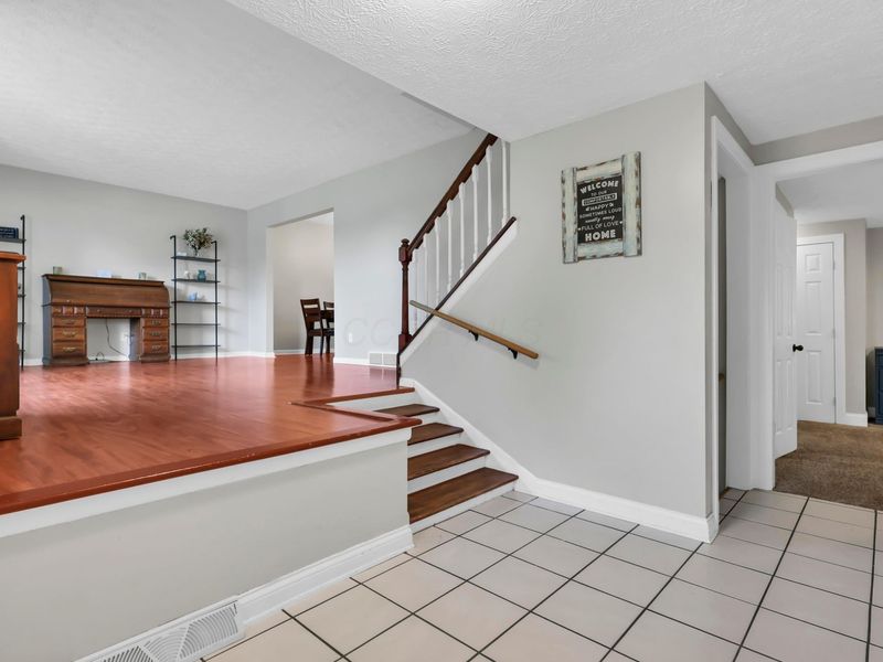 6975 Tanya Terrace, Reynoldsburg, OH 43068 Photo 9
