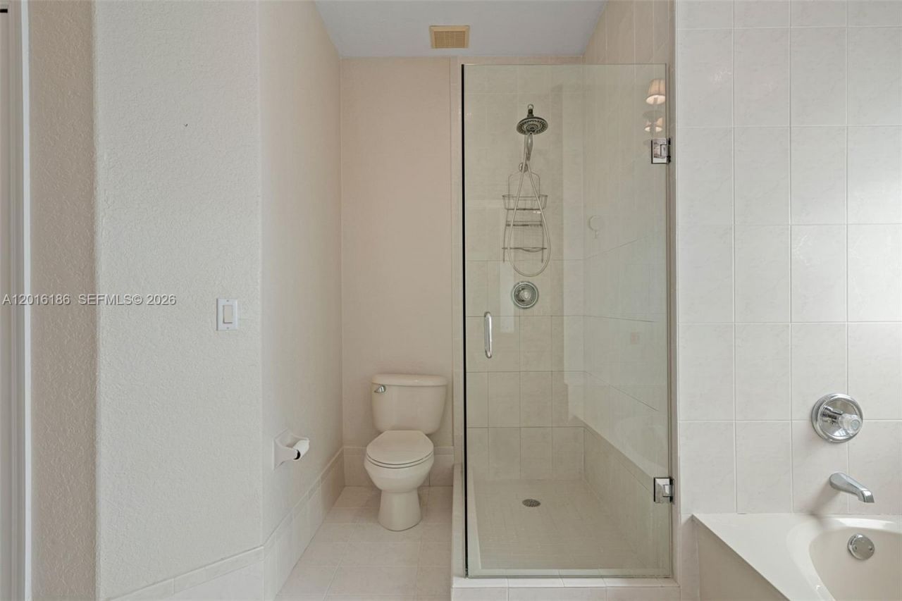16238 NW 91st Ave , Miami Lakes, FL 33018 Photo