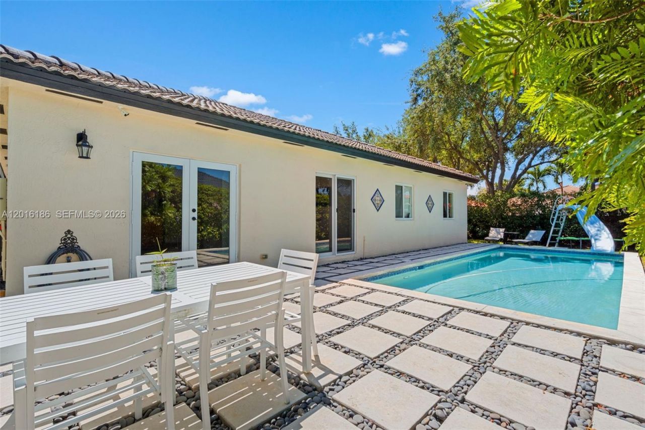 16238 NW 91st Ave , Miami Lakes, FL 33018 Photo