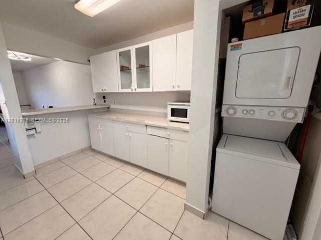 1950 W 54th St, Unit 413, Hialeah, FL 33012 Photo