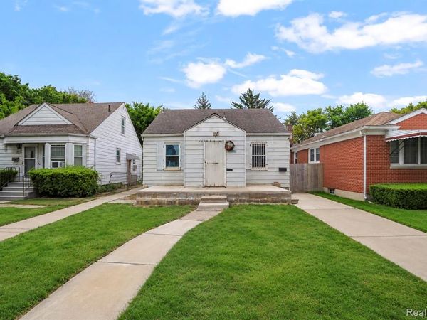6800 Longacre Street, Detroit, MI 48228