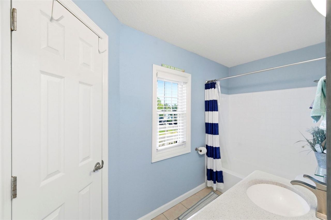 5107 Salmon Drive Se, Unit C, Saint Petersburg, FL 33705 Photo
