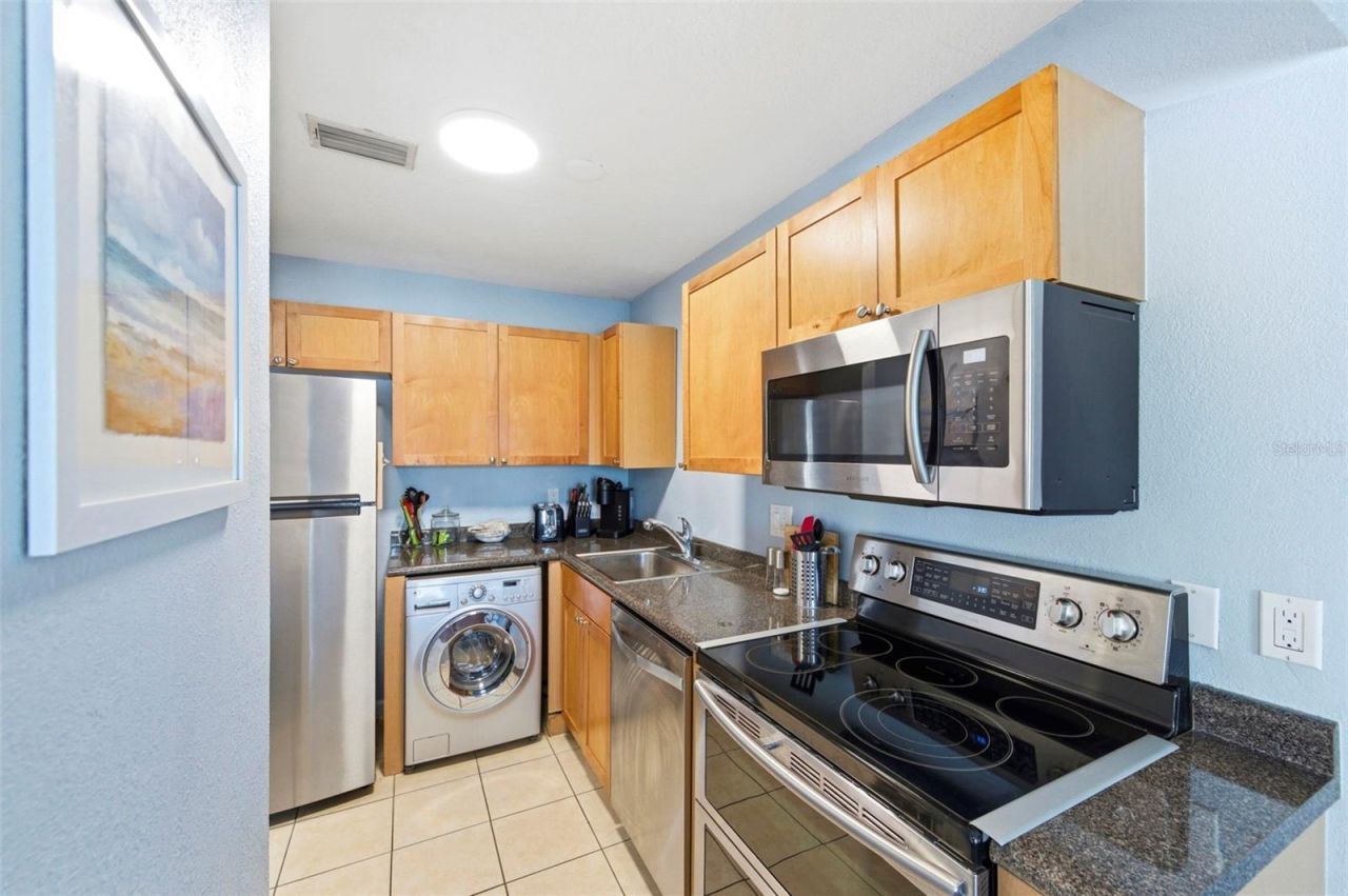5107 Salmon Drive Se, Unit C, Saint Petersburg, FL 33705 Photo